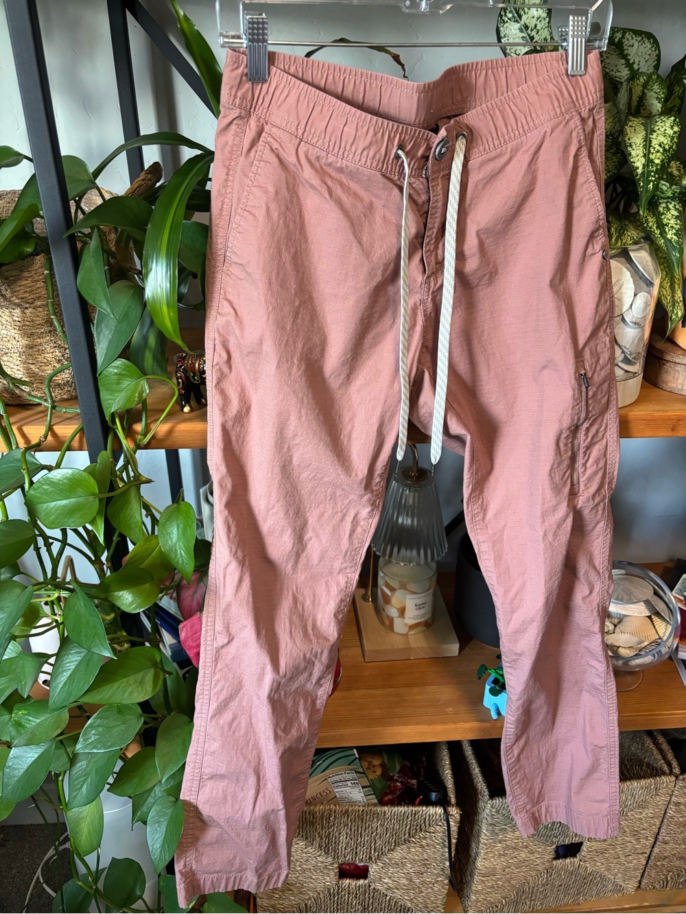 Vuori RipStop Pant Women's Medium Pink | Small - Picture 3 of 6
